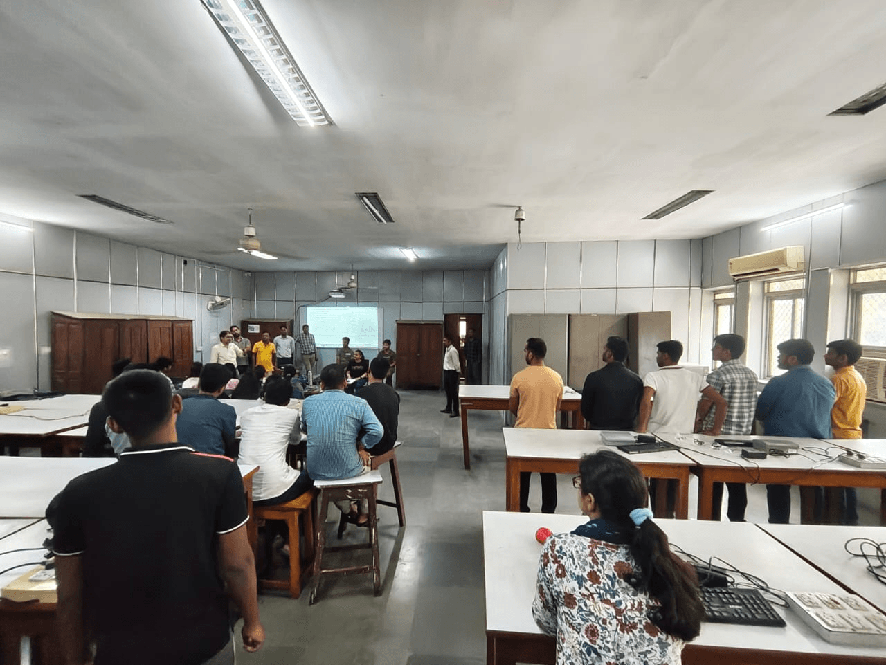 Electrical Engineering Labs