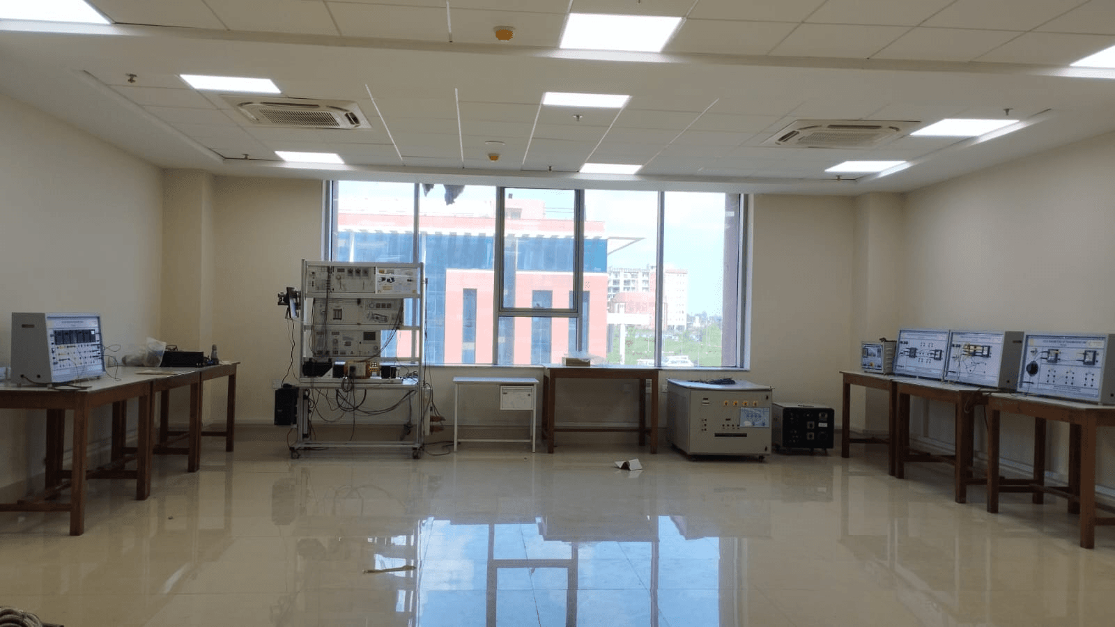 Electrical Engineering Labs